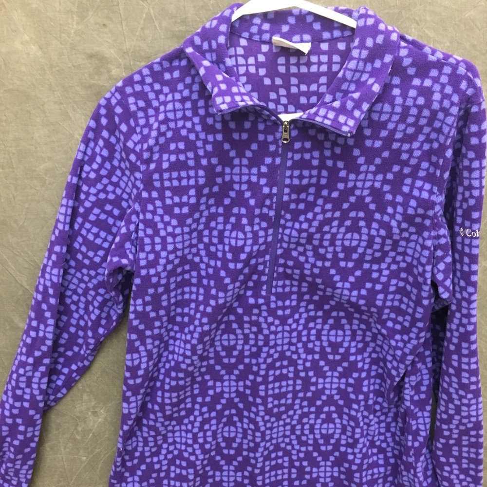 Large Columbia quarter-zip fleece